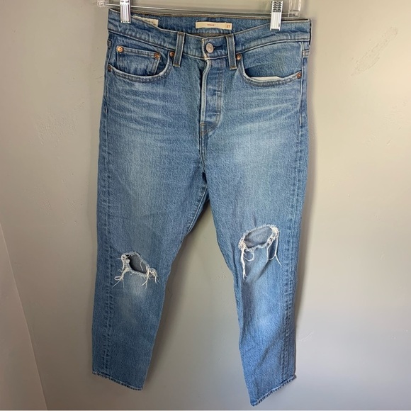 Levi’s Premium WEDGIE Icon Fit High Rise Jeans - Picture 2 of 5